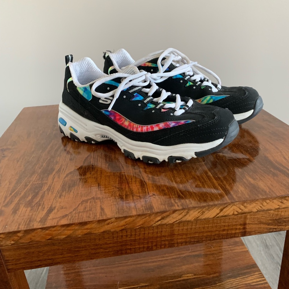 Sketchers D’ Lites size US 10